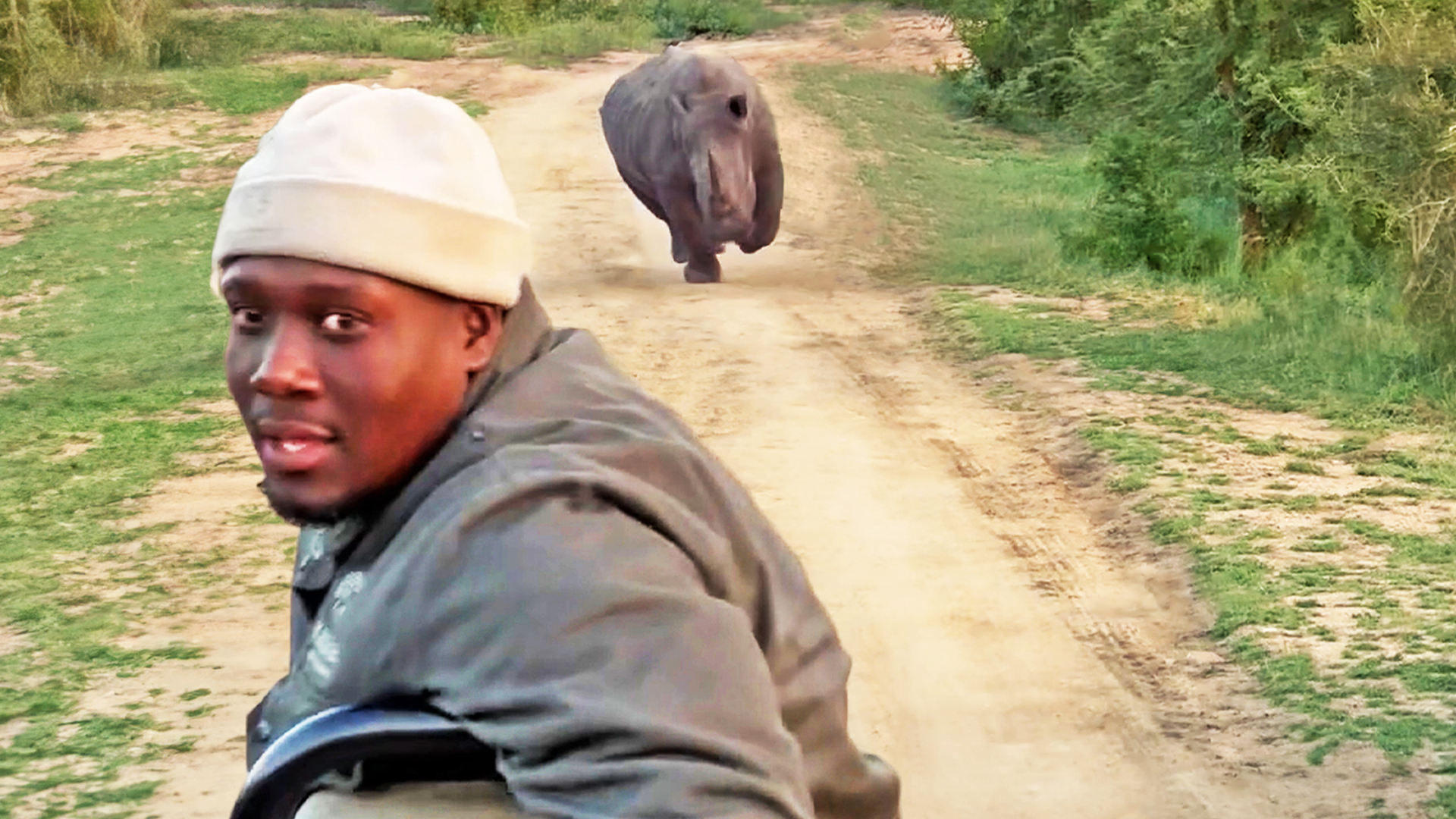 Watch How Ranger Regrets Laughing at Rhino When it Charges Him